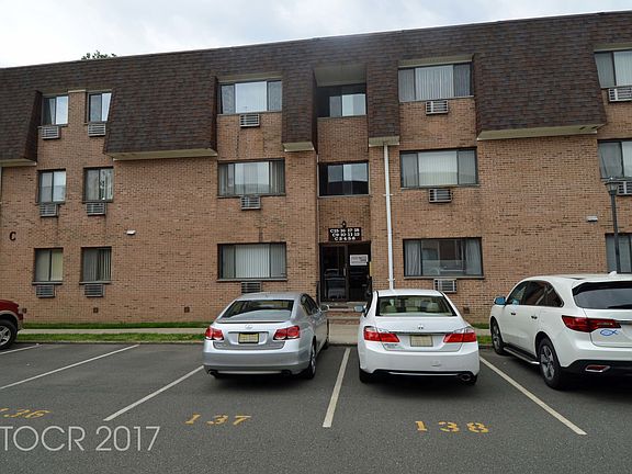 2nd image of 731-733 Belleville Ave #C18-60