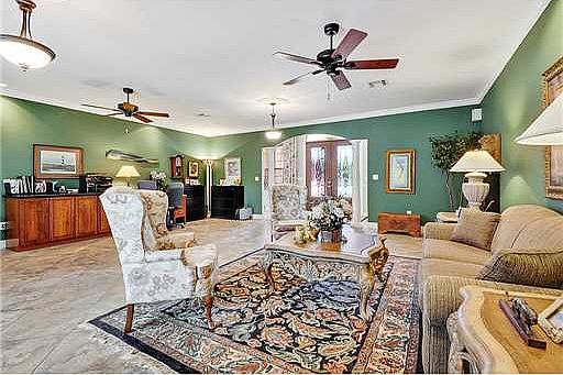 4th image of 14140 Longwood Cir