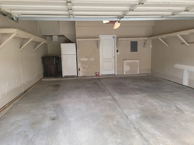 1725 Courtyard Hts #3 — Photo 16