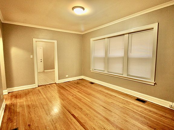 5th image of 8223 S Marshfield Ave