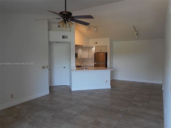 5th image of 12980 Vista Isles Dr APT 328