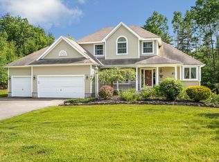 51 Tyler Rd, Townsend, MA 01469