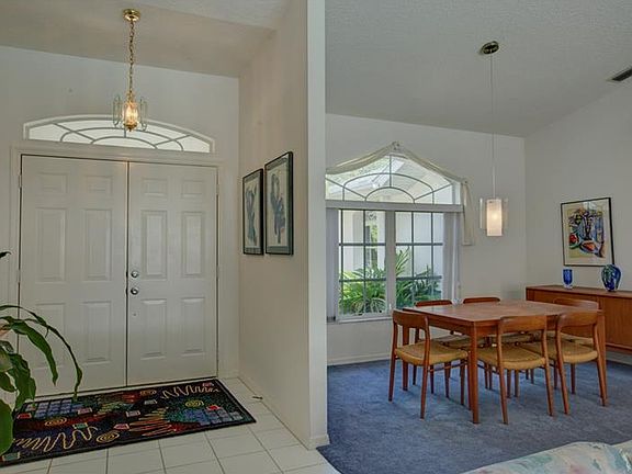 5th image of 3839 Champagne Ave