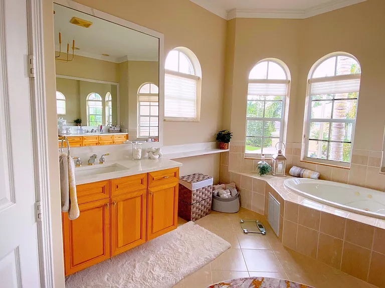6489 Marbletree Ln — Photo 54