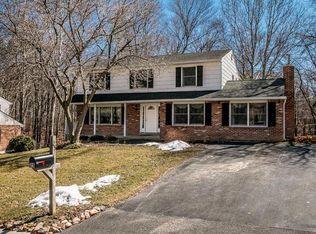 25 Saint Regis Dr, Newark, DE 19711