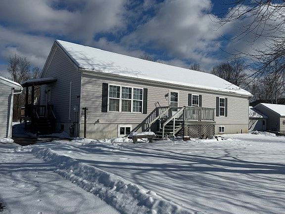 2nd image of 12 Peach Tree Ln