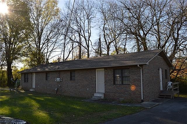 1st image of 104 Garden St #106