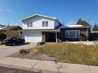 5416 Hamilton Ave, Cheyenne, WY 82009