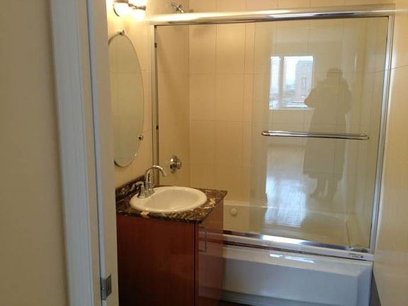 5th image of 3080 W 1st St APT 602