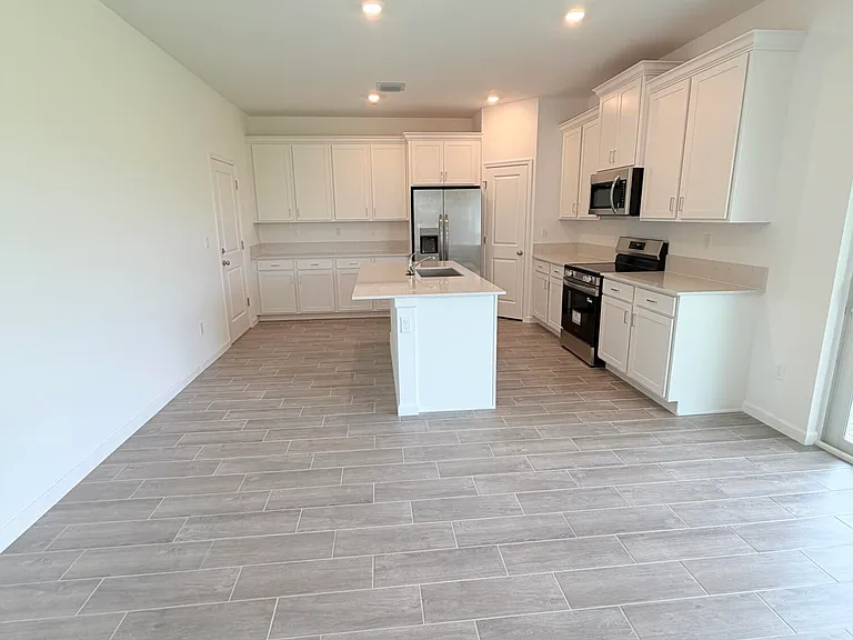 2907 Spanish Cedar Pl — Photo 9
