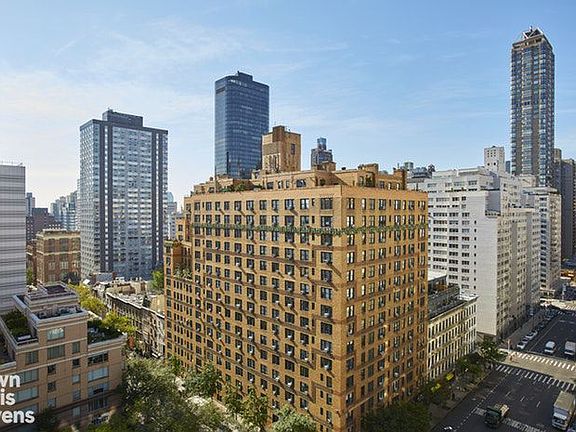 5th image of 931 Lexington Ave #16R