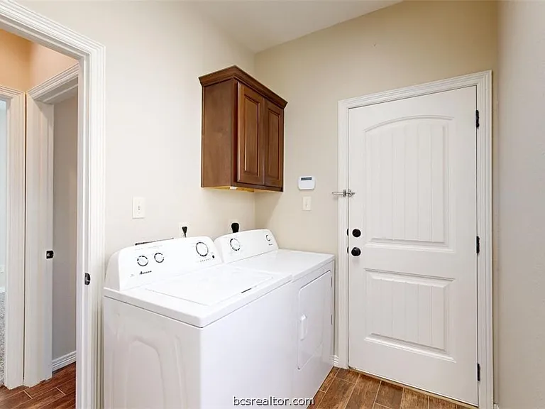 303 Ash St #B — Photo 23