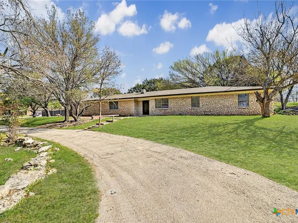 369 County Road 4314, Lampasas, TX 76550