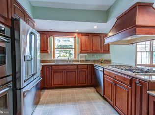 2980 Kanes Rd, Willow Grove, PA 19090