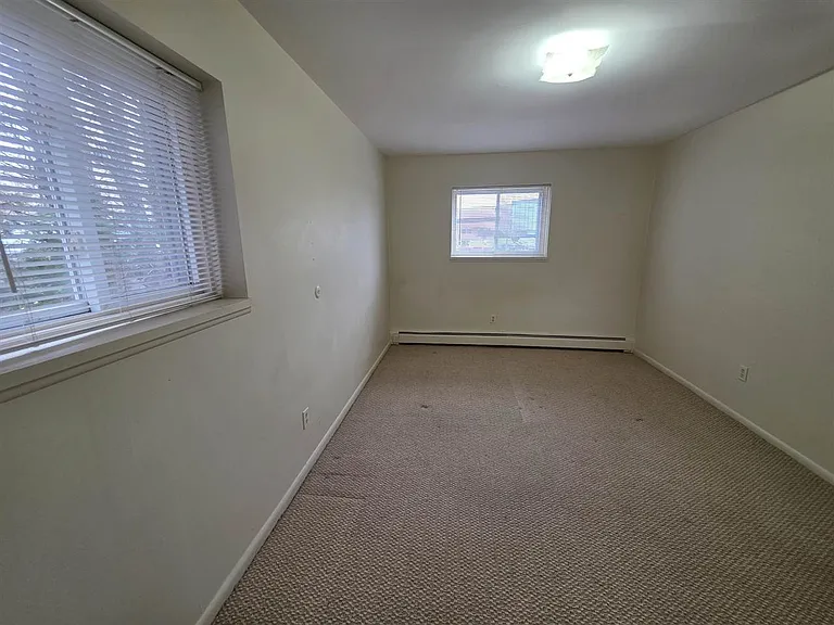 709 Jackson St #1 — Photo 3