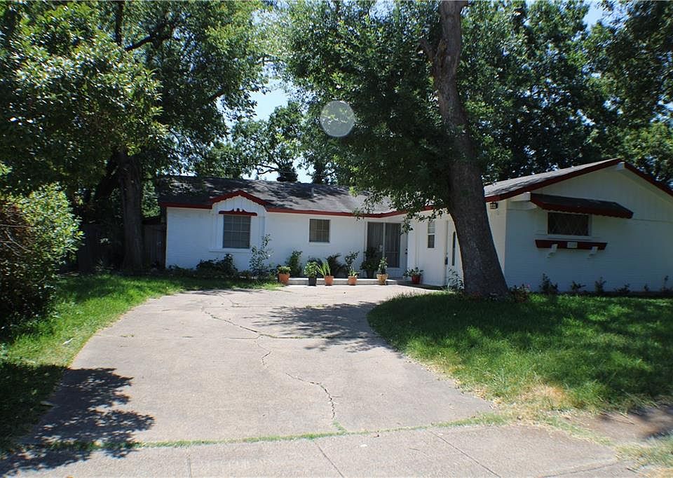 1st image of 3110 March Ln