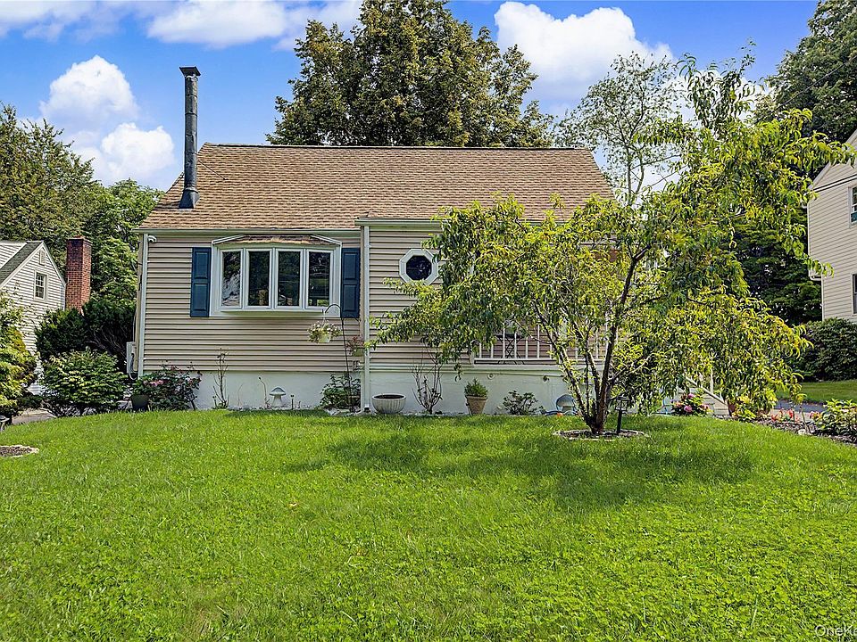 1st image of 12 Saratoga Road