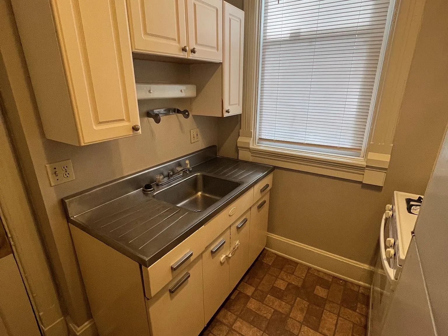 1 bed, $925 — Photo 2