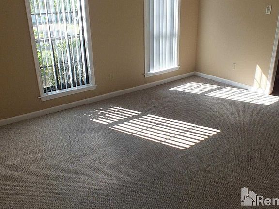5th image of 660 Kenaw Dr