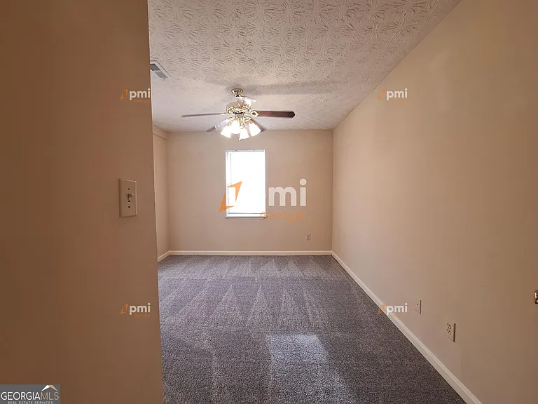 160 Braelinn Ct — Photo 10