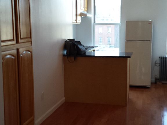 4th image of 199 Johnson Ave APT 7