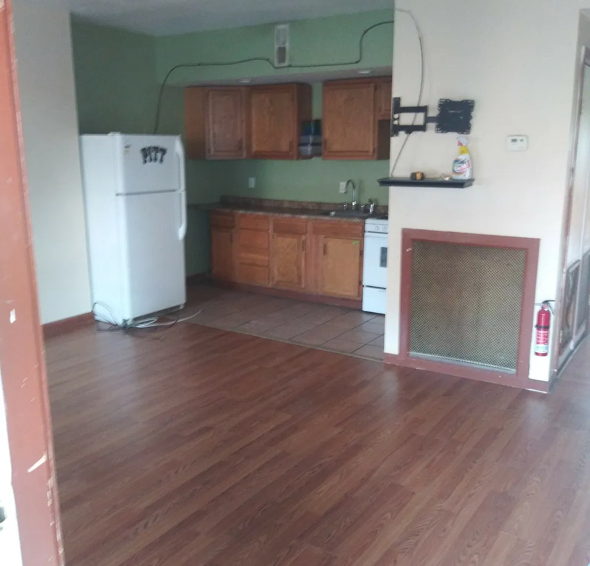 2 bed, 100 sqft, $1,700 — Photo 3