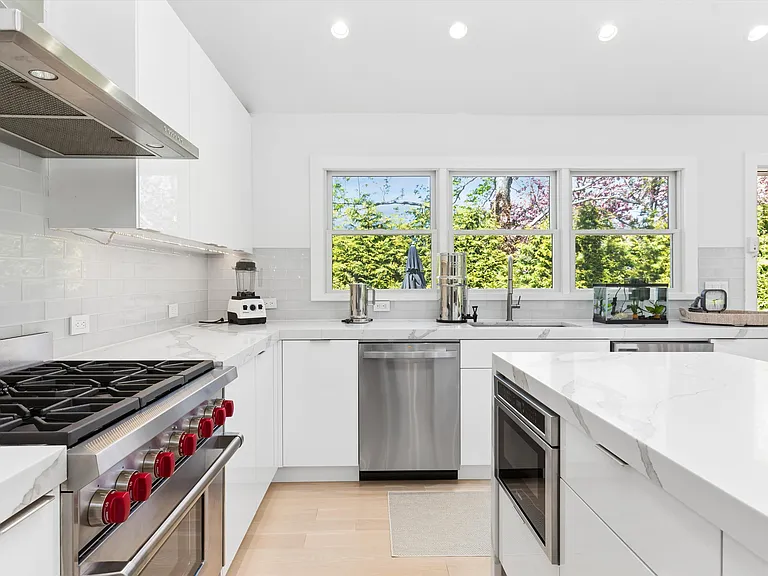 23 Cooper St — Photo 15