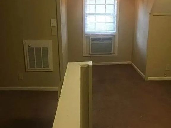 2nd image of 821 Prospect St #B