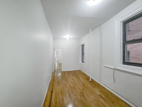 5th image of 162 E 33rd St APT 4w