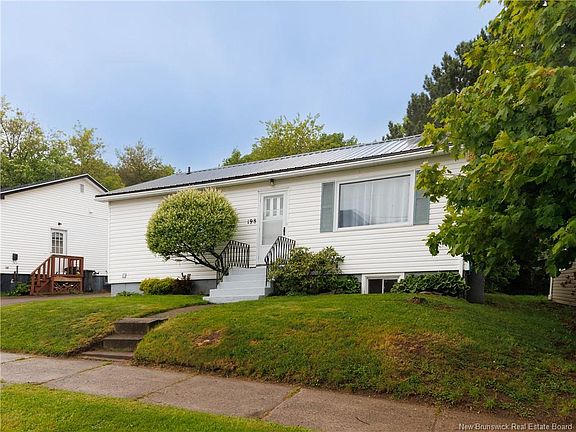 2nd image of 198 Jones St