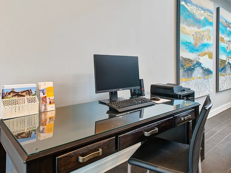 Business Center with Free Wifi