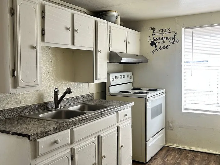 206 Spruce St #B — Photo 4