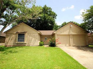 7218 Seminole St, Baytown, TX 77521