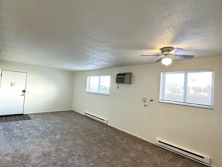 One Bedroom- Spacious Living Area