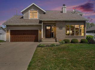 1524 Garrison Rd, Muskegon, MI 49441