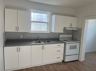 832 King St, Pt Colborne, ON L3K 4J5
