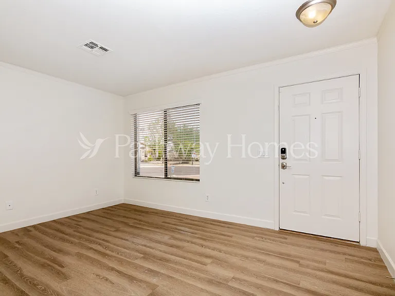 8839 W Manzanita Dr — Photo 3