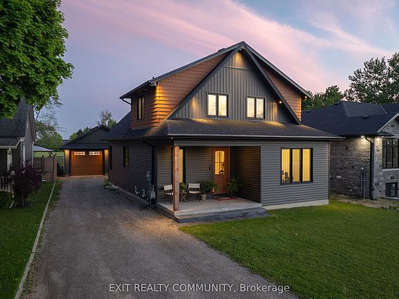 2nd image of 3913 Egremont Rd