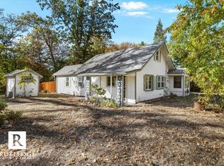 60 Braughton Way, Shady Cove, OR 97539
