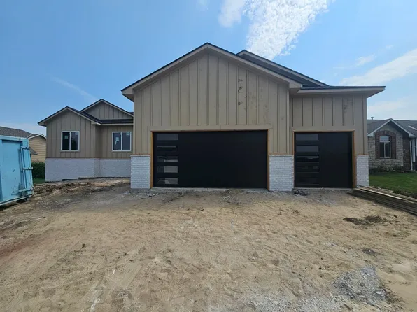 13211 E Laguna St, Wichita, KS 67230