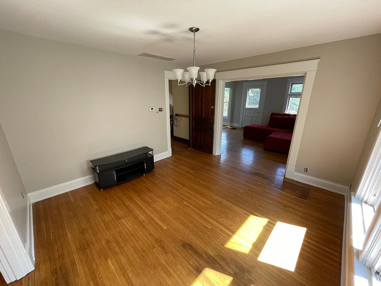 3881 Isabella Ave — Photo 2