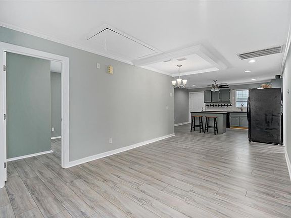 5th image of 1617 Avenue M