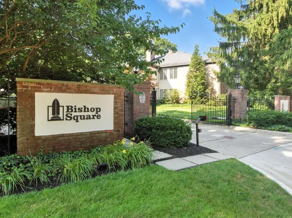 82 Bishop Sq, Columbus, OH 43209