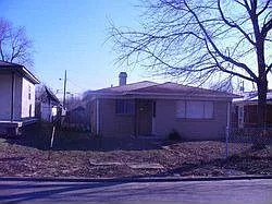 1009 S Warman Ave photo 1