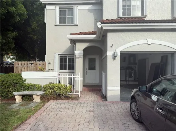 14213 SW 126th Pl, Miami, FL 33186