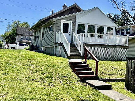 3rd image of 141 E Orange St