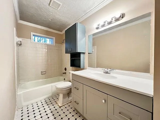4122 Johns St NW — Photo 11