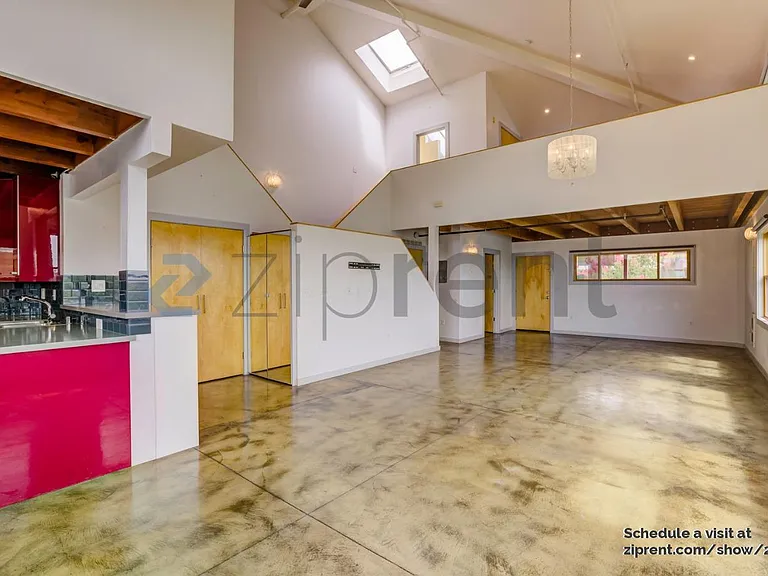 2875 Glascock St #214 — Photo 2