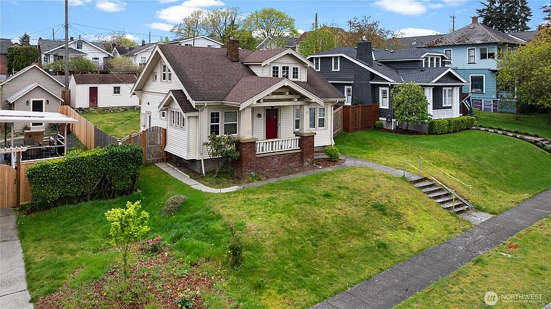 2nd image of 3740 N 30th Street