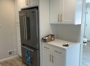 44 Windsor Dr, East Brunswick, NJ 08816